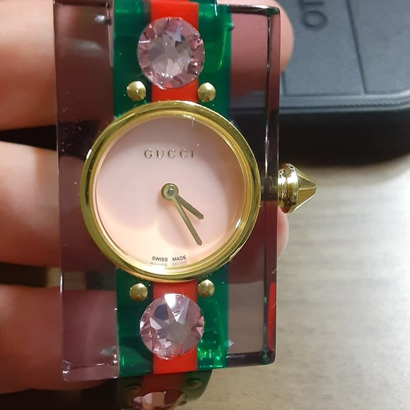 Vintage Gucci watch - Picture 1 of 4